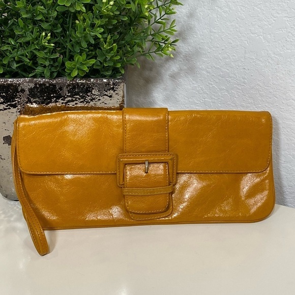 HOBO INTERNATIONAL Wallet Organizer Wristlet Clutch Mustard Yellowish Brown - Picture 1 of 12
